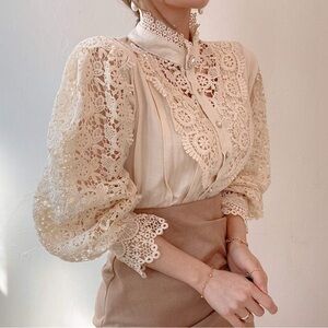 NEVER BEEN WORN Amazon Cream Lace Blouse